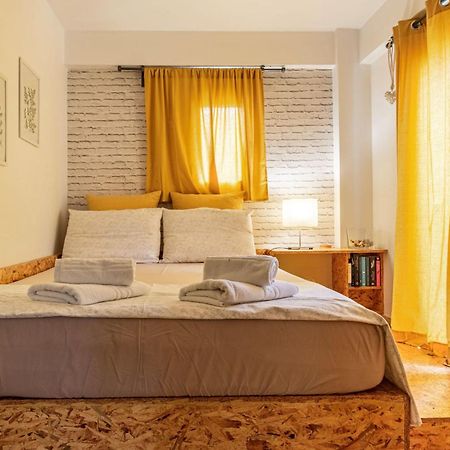 Downtown Central Suite With Private Parking Kalamata Zewnętrze zdjęcie